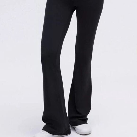 LULULEMON Size 6 Groove SHR Flare Pant Nulu | BLACK Super High Rise | NEW - $128 - Picture 1 of 7